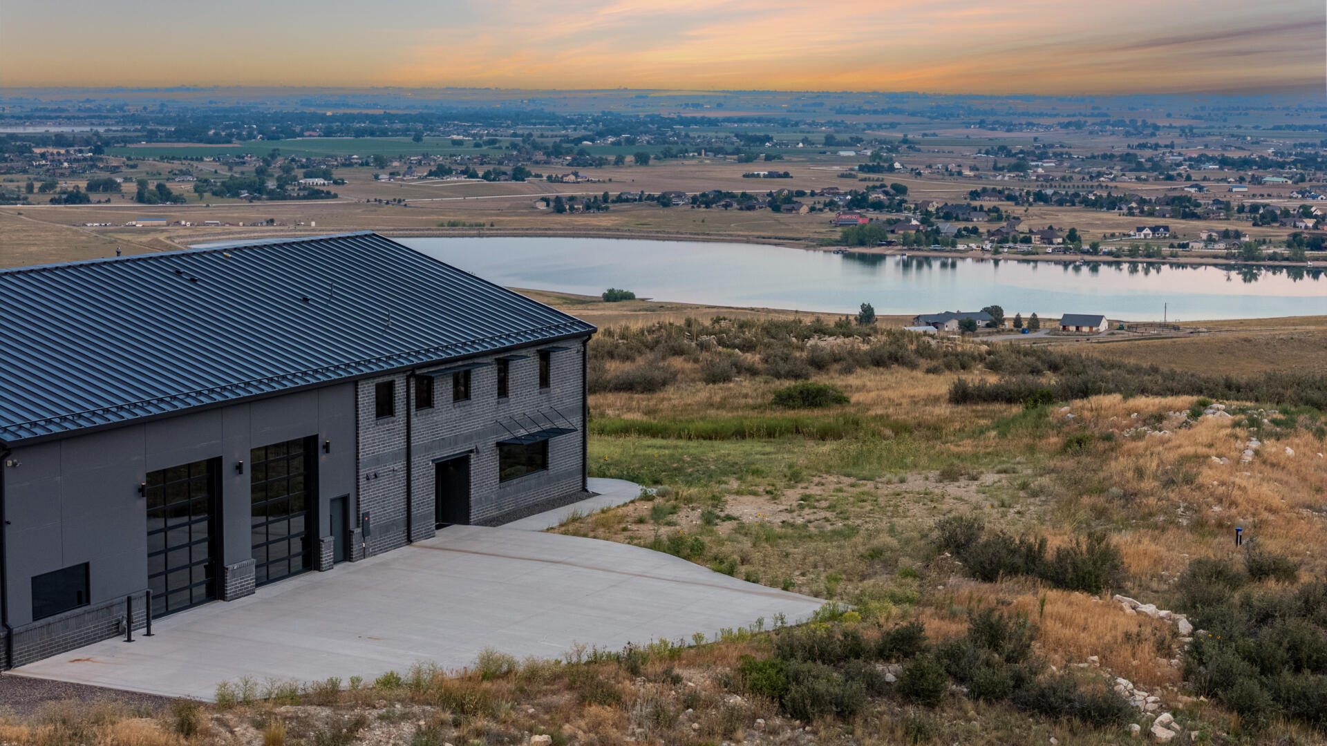 Kiva House lake view